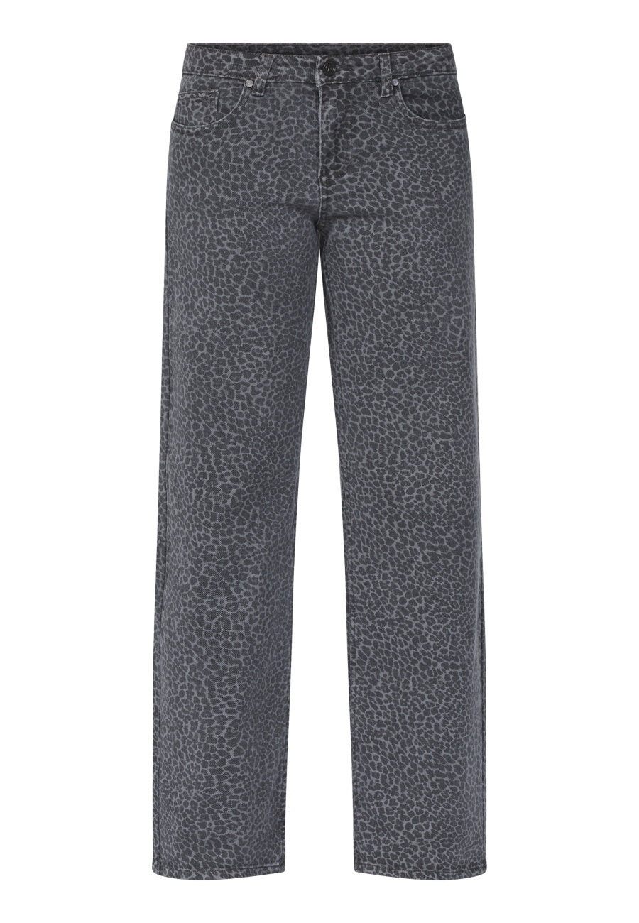 SISTERS POINT LEO BUKSER