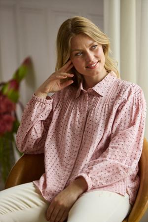 IN FRONT BLUSE