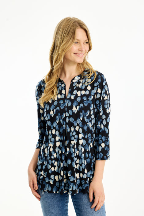 IN FRONT BLUSE