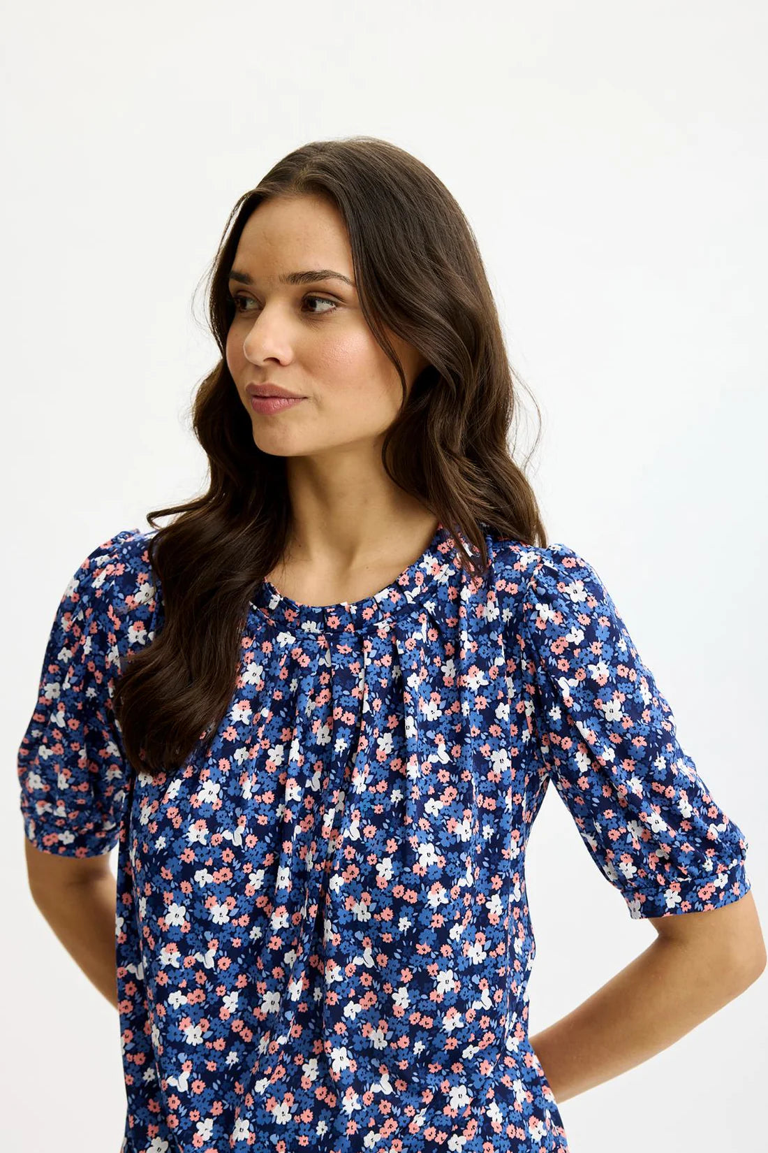IN FRONT BLUSE