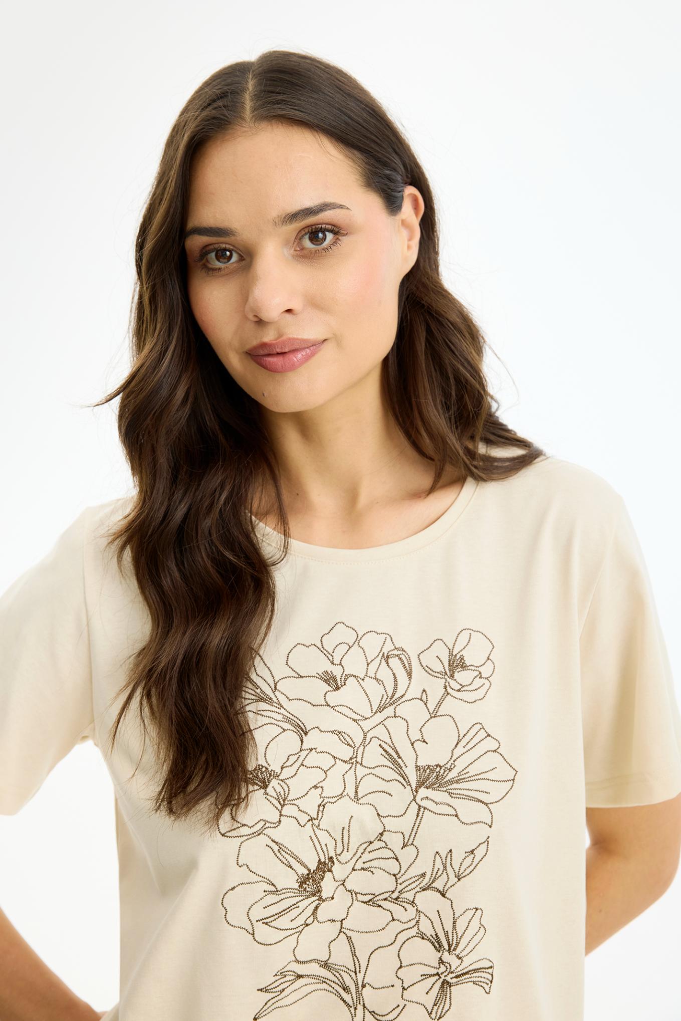 IN FRONT T-SHIRT