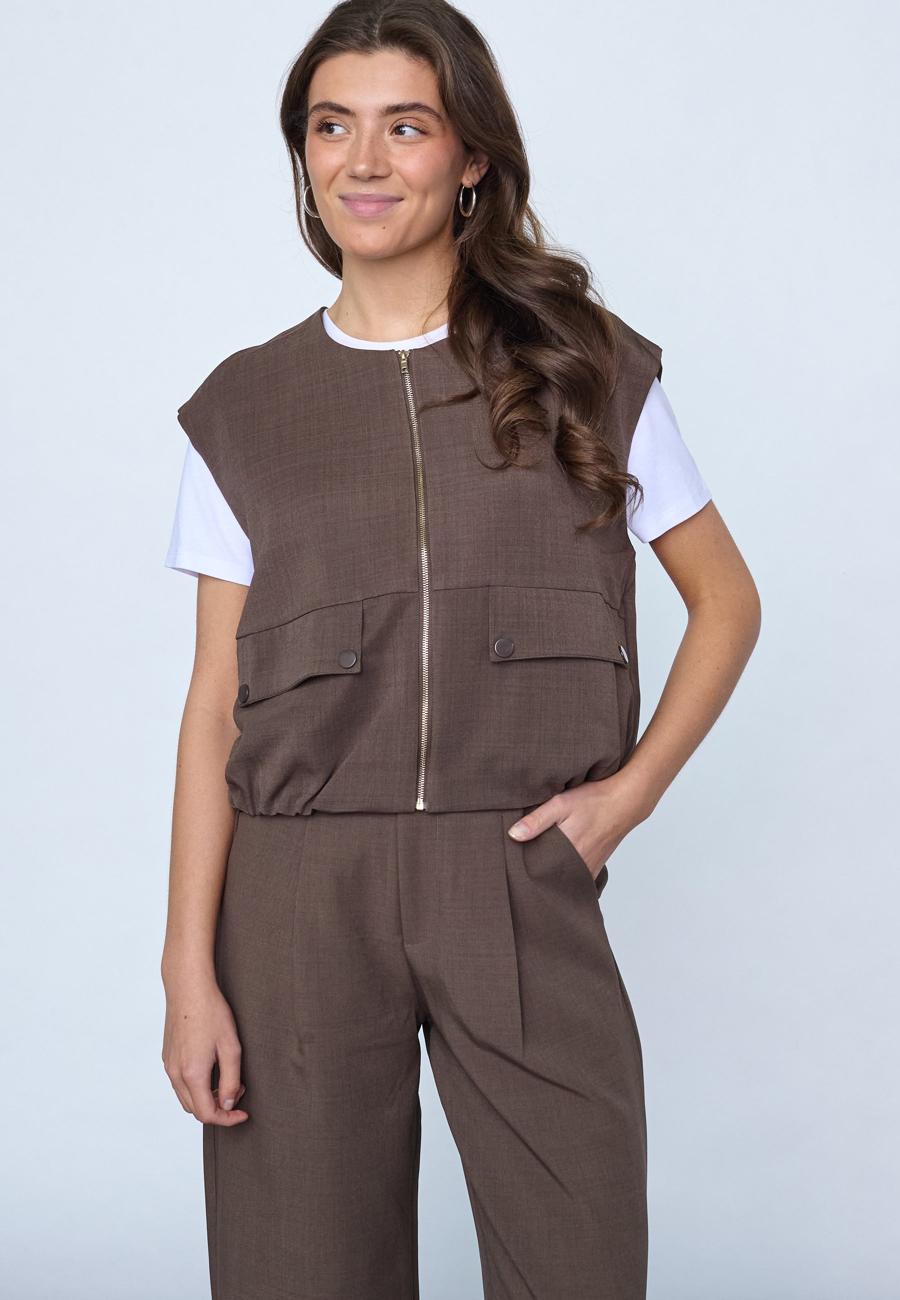 SISTERS POINT VEST