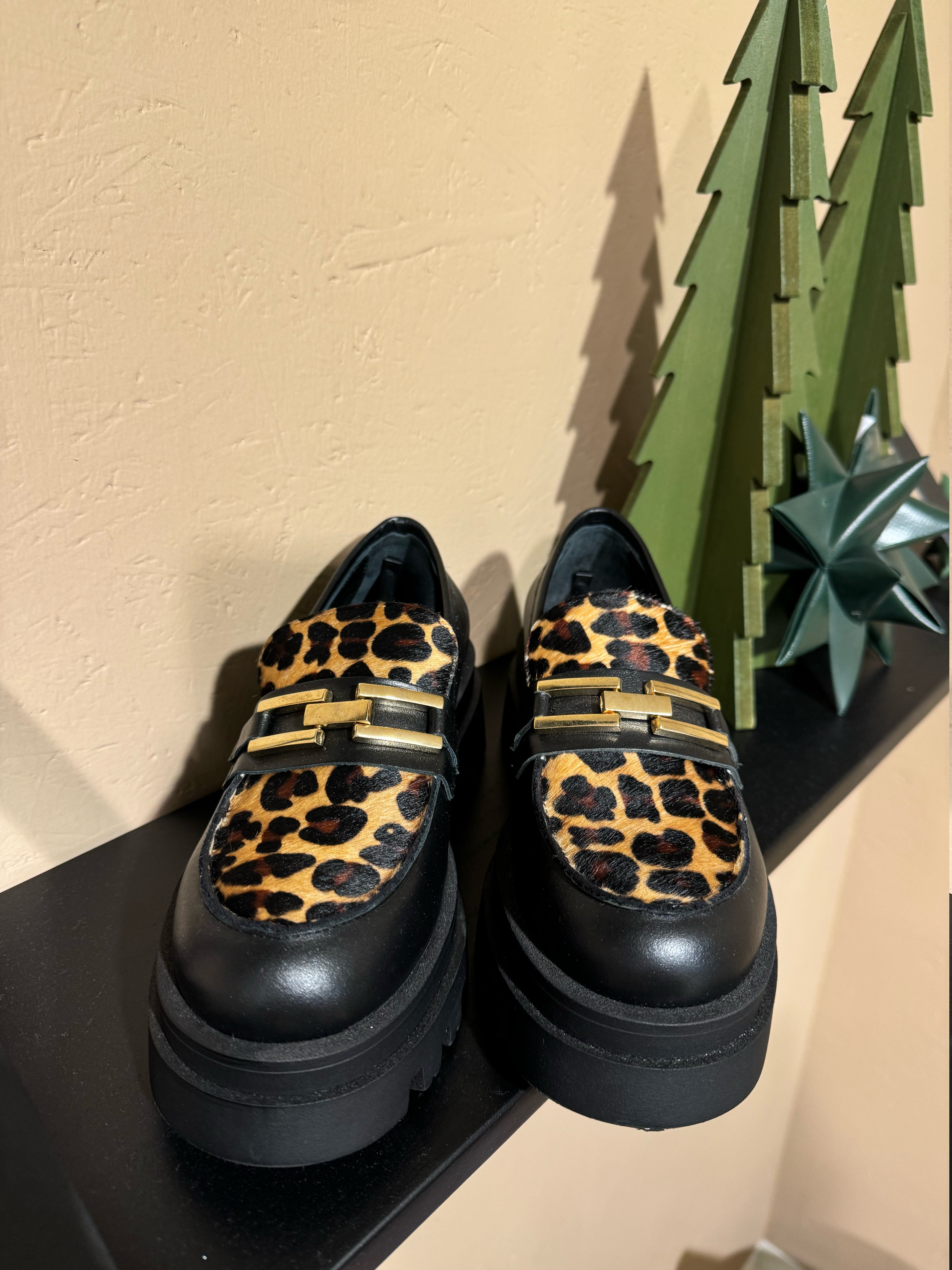 TIM OG SIMONSEN SKO LEO