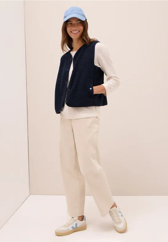 CECIL VEST