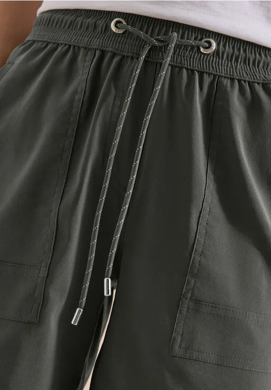 CECIL SHORTS
