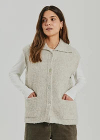 FREE QUENT VEST
