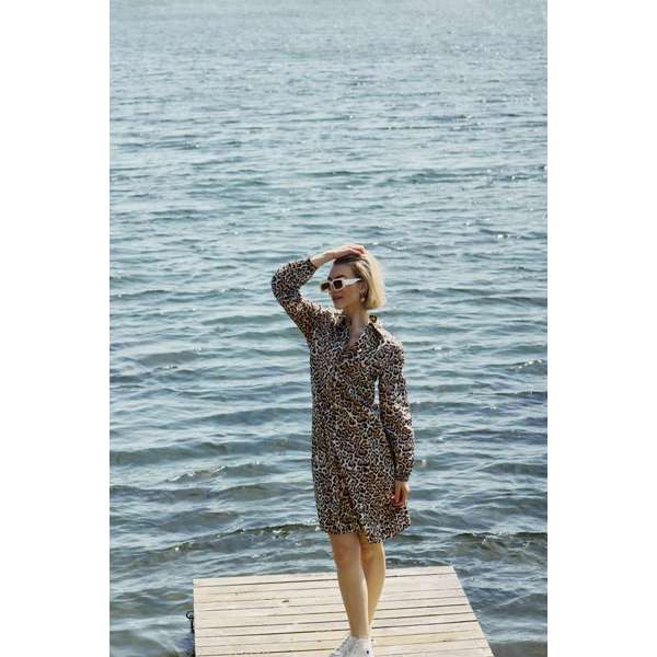 FREE QUENT KJOLE LEO