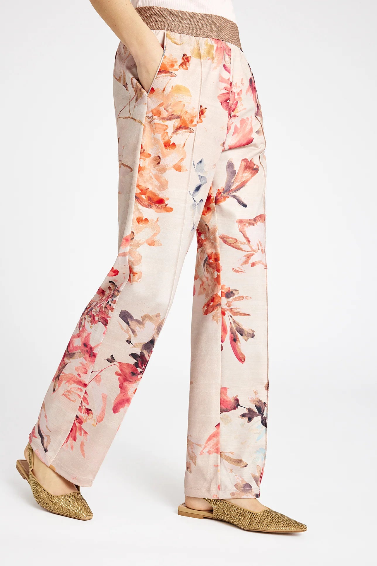 GUSTAV BUKSER MARISA