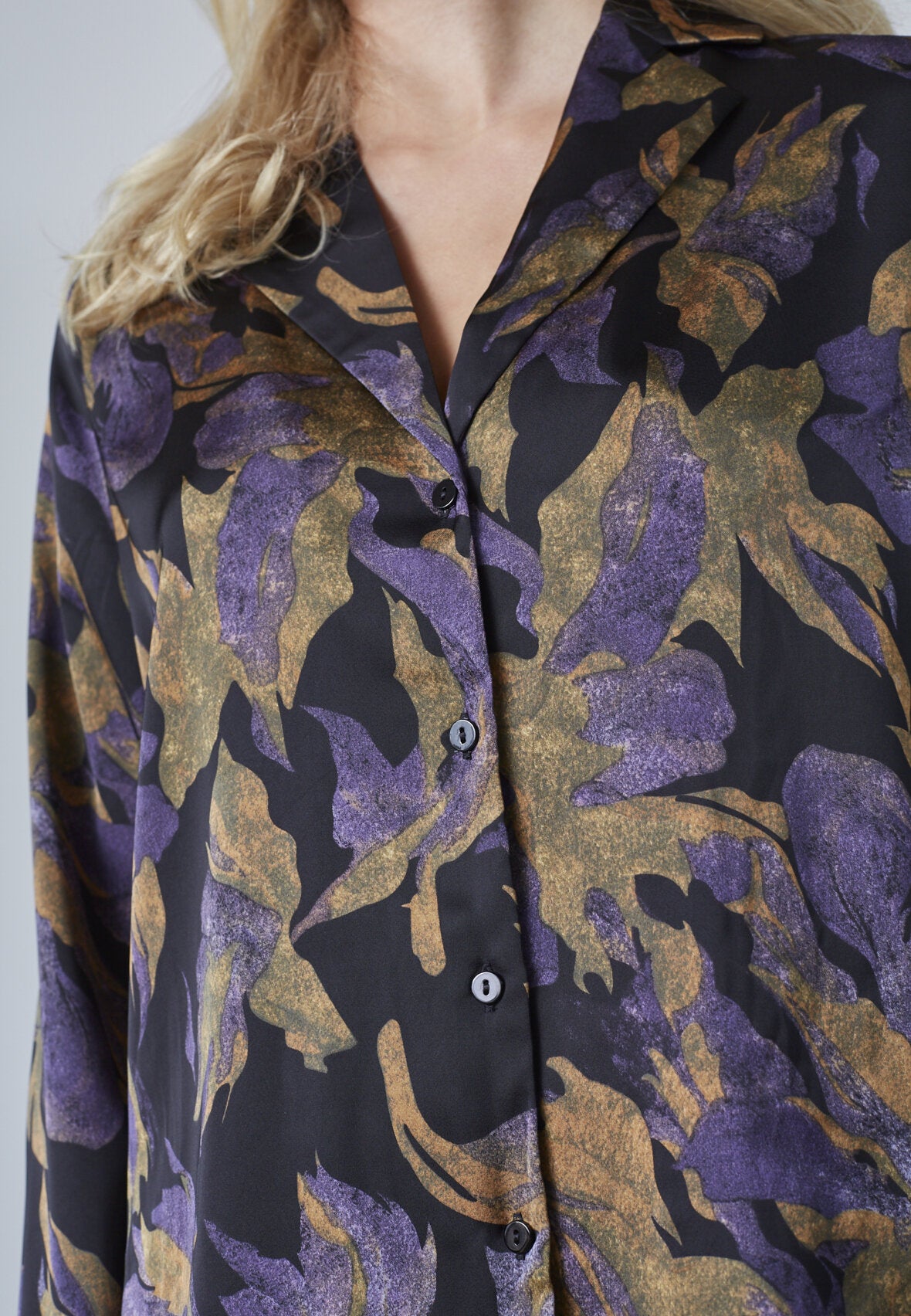 LOVE & DIVINE SKJORTE