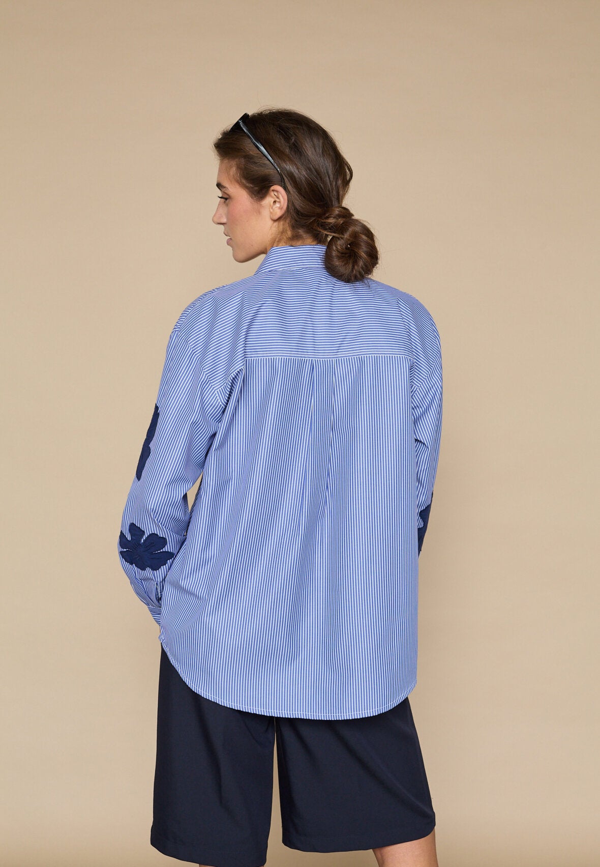 LOVE & DIVINE SKJORTE