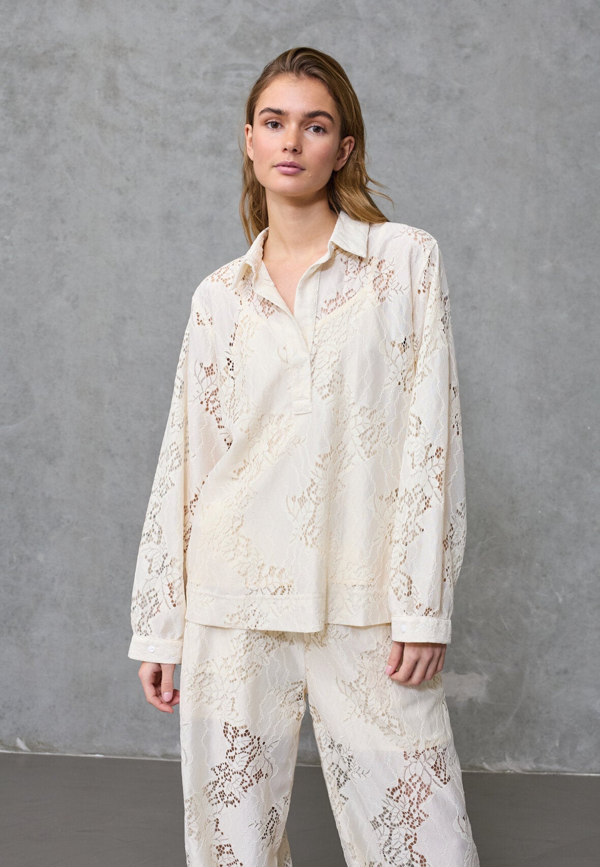 LOVE & DIVINE BLUSE