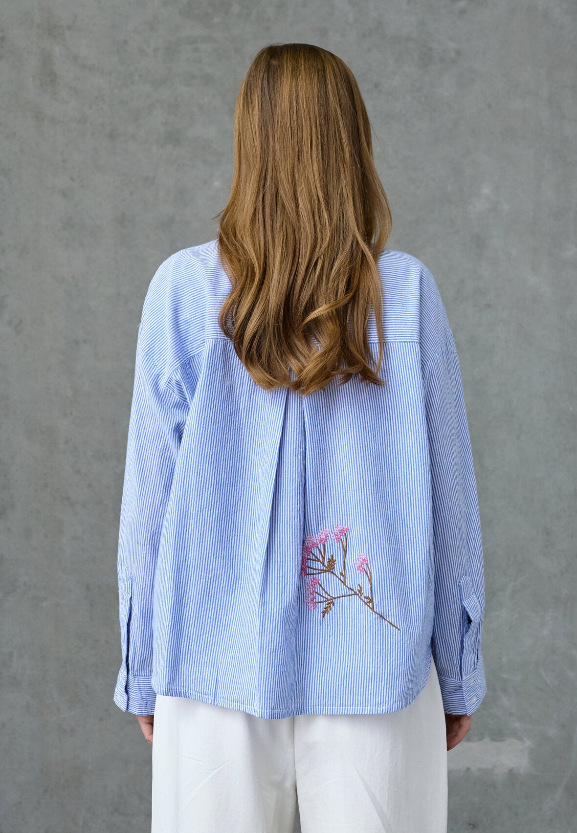 LOVE & DIVINE SKJORTE