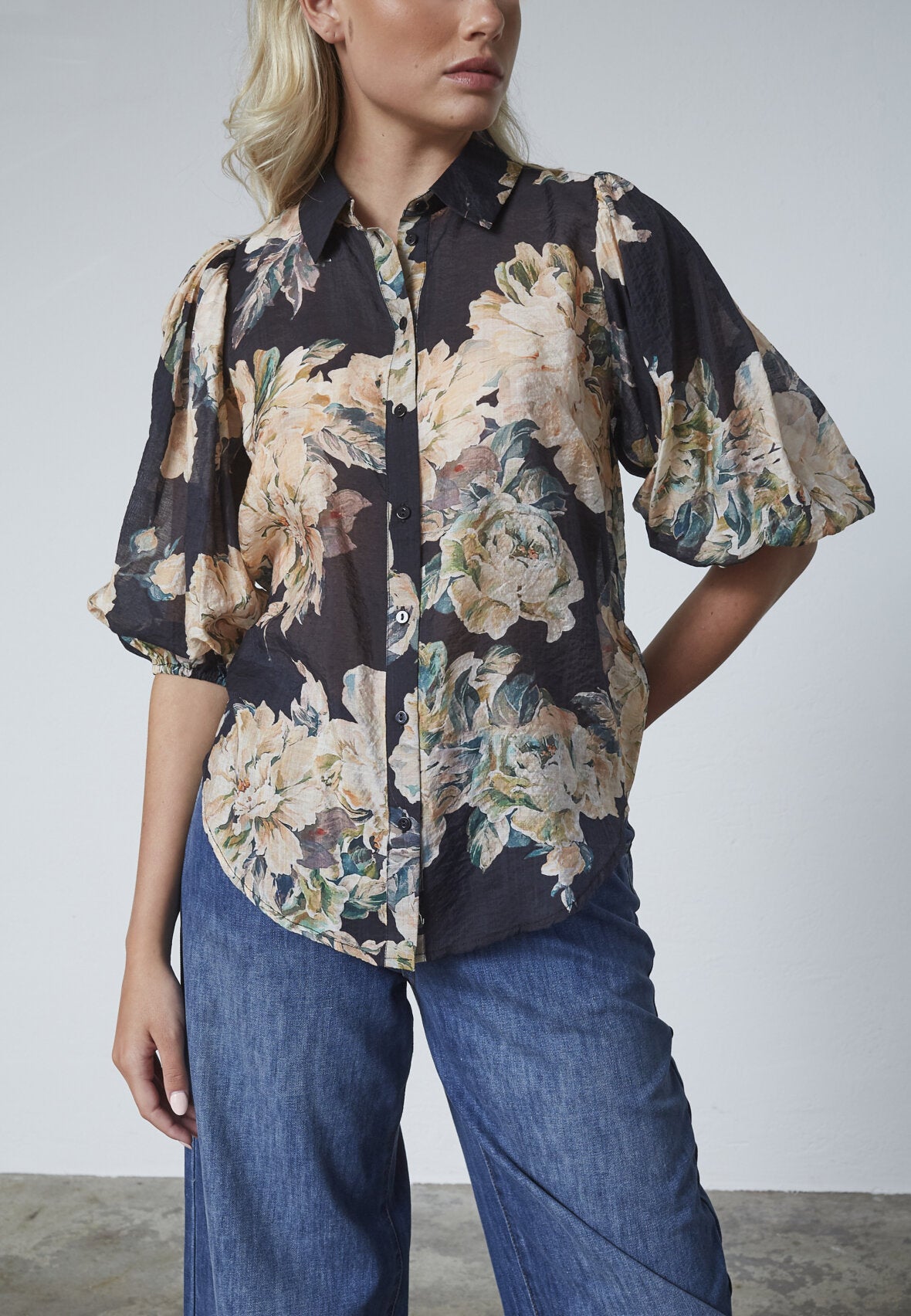 LOVE & DIVINE BLUSE