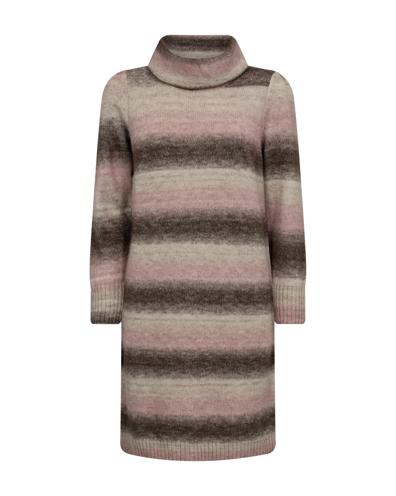 FREE QUENT STRIK KJOLE SPAZE