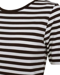 FREEQUENT T SHIRT