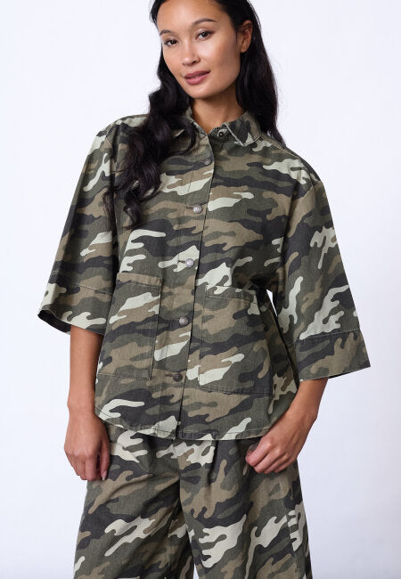 SISTERS POINT CAMO JAKKE