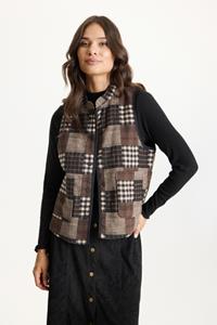 INFRONT VEST