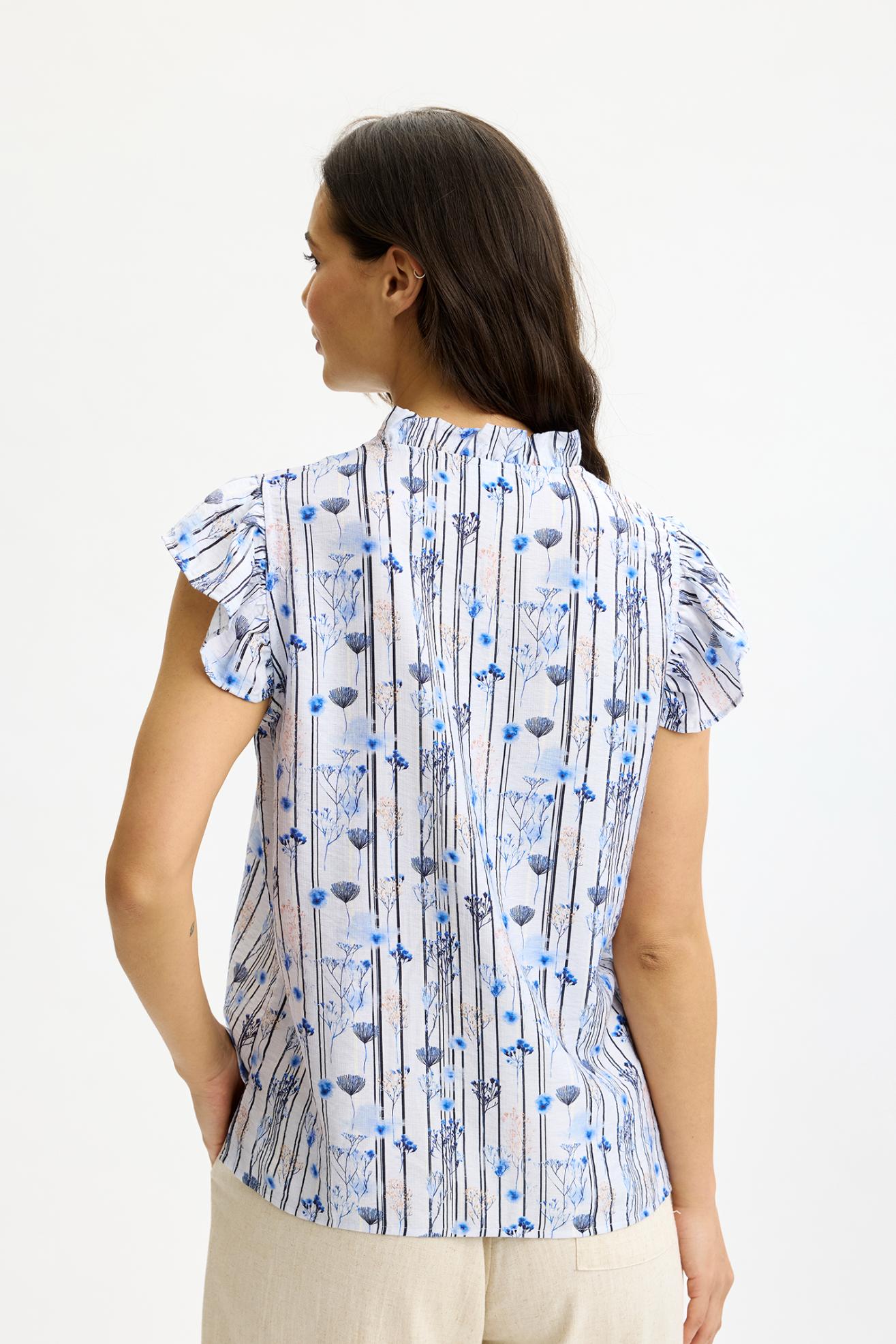 IN FRONT BLUSE