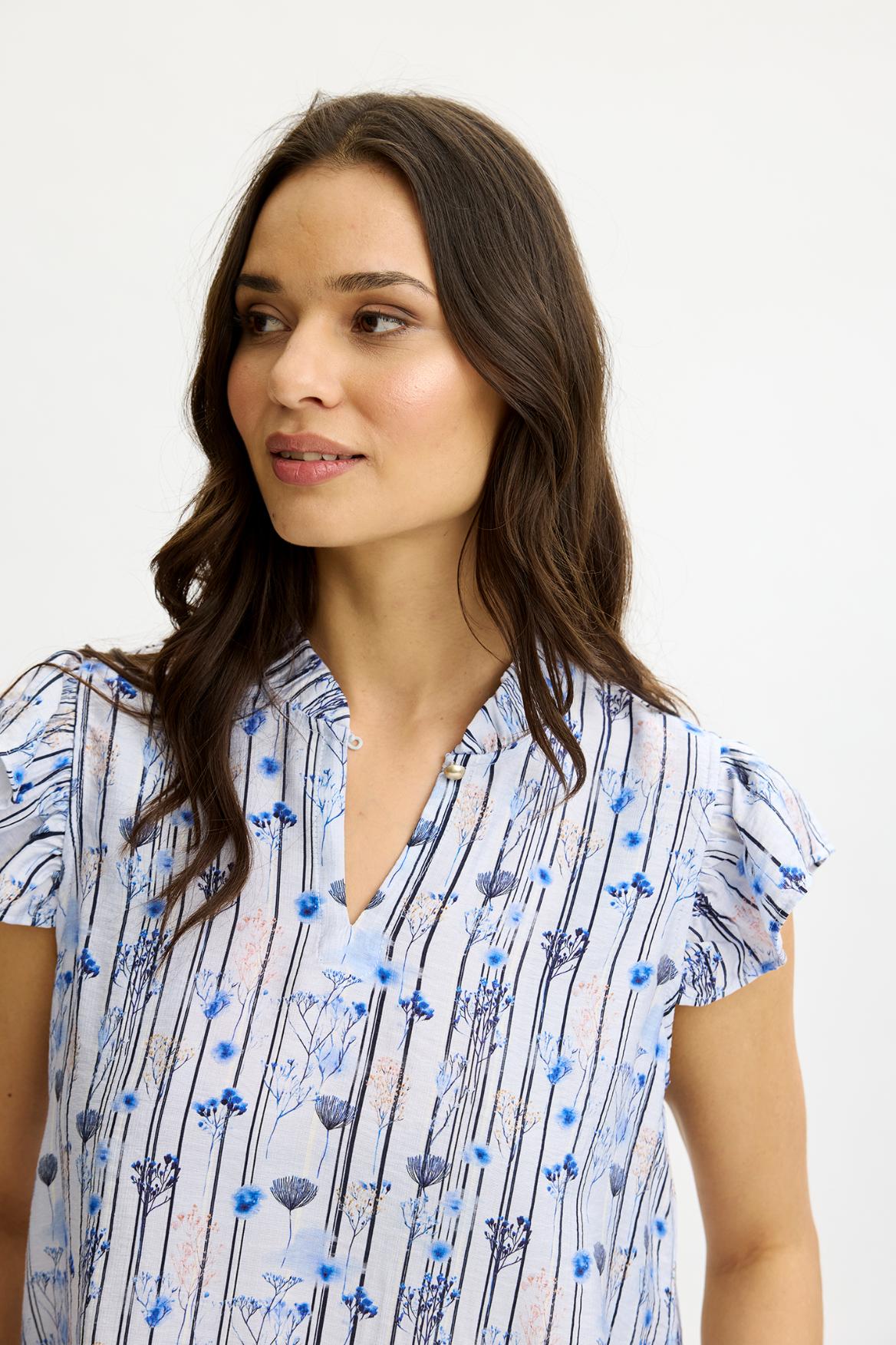 IN FRONT BLUSE