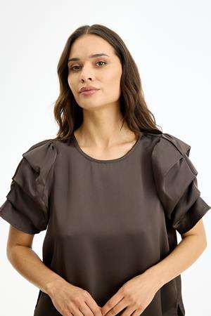 IN FRONT BLUSE