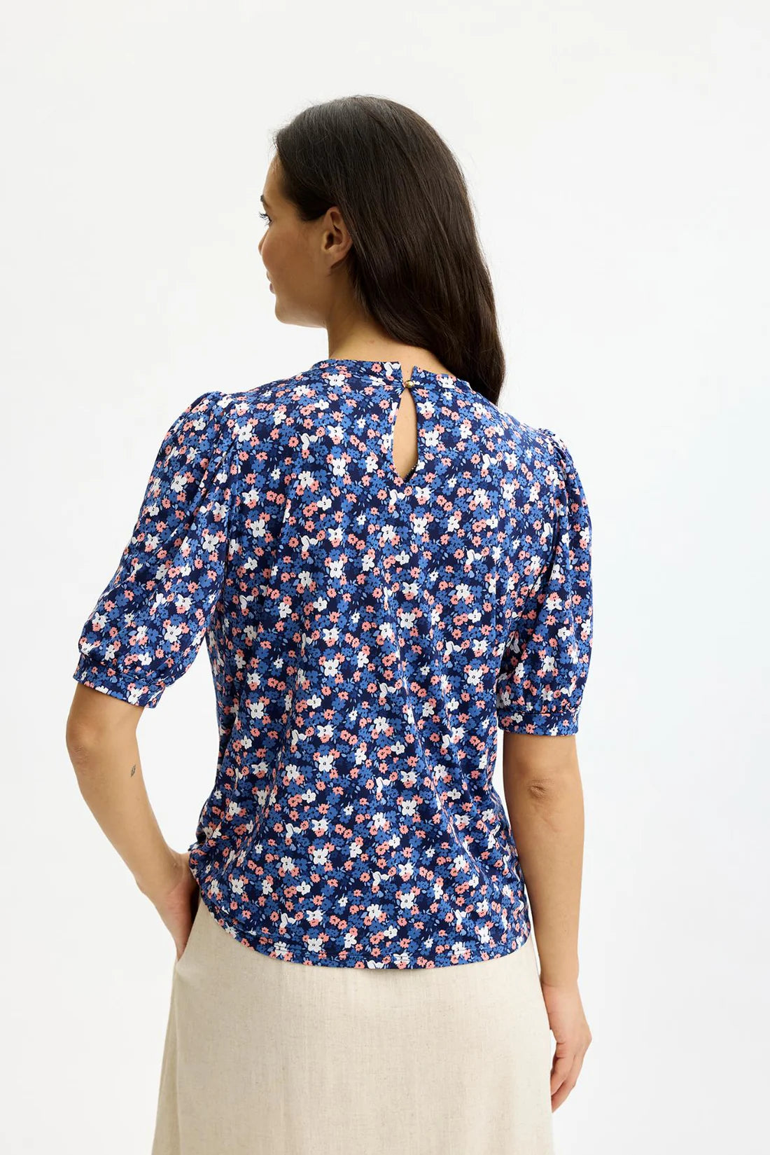IN FRONT BLUSE