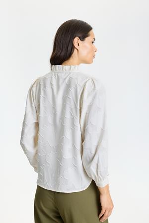 IN FRONT BLUSE