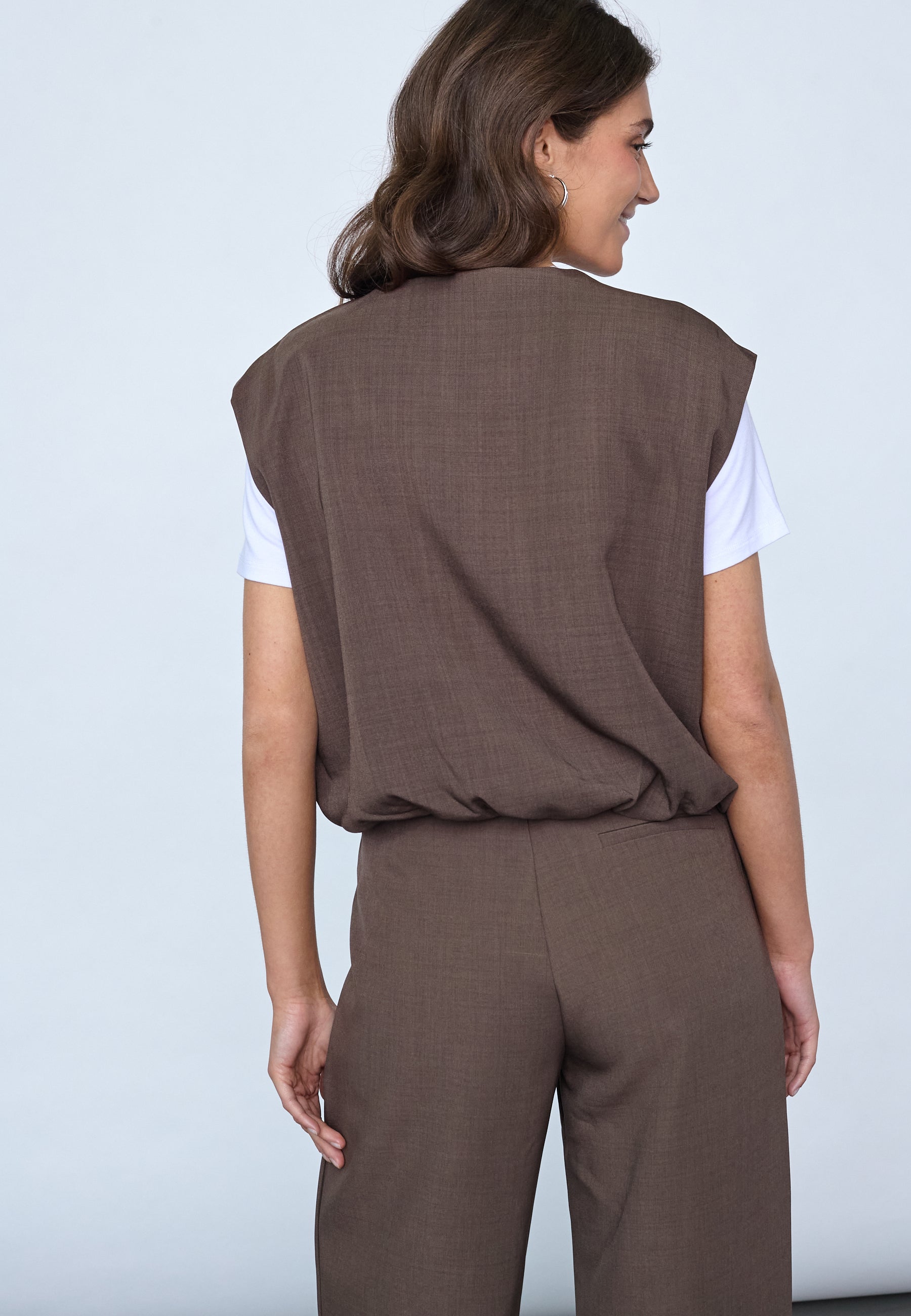SISTERS POINT VEST