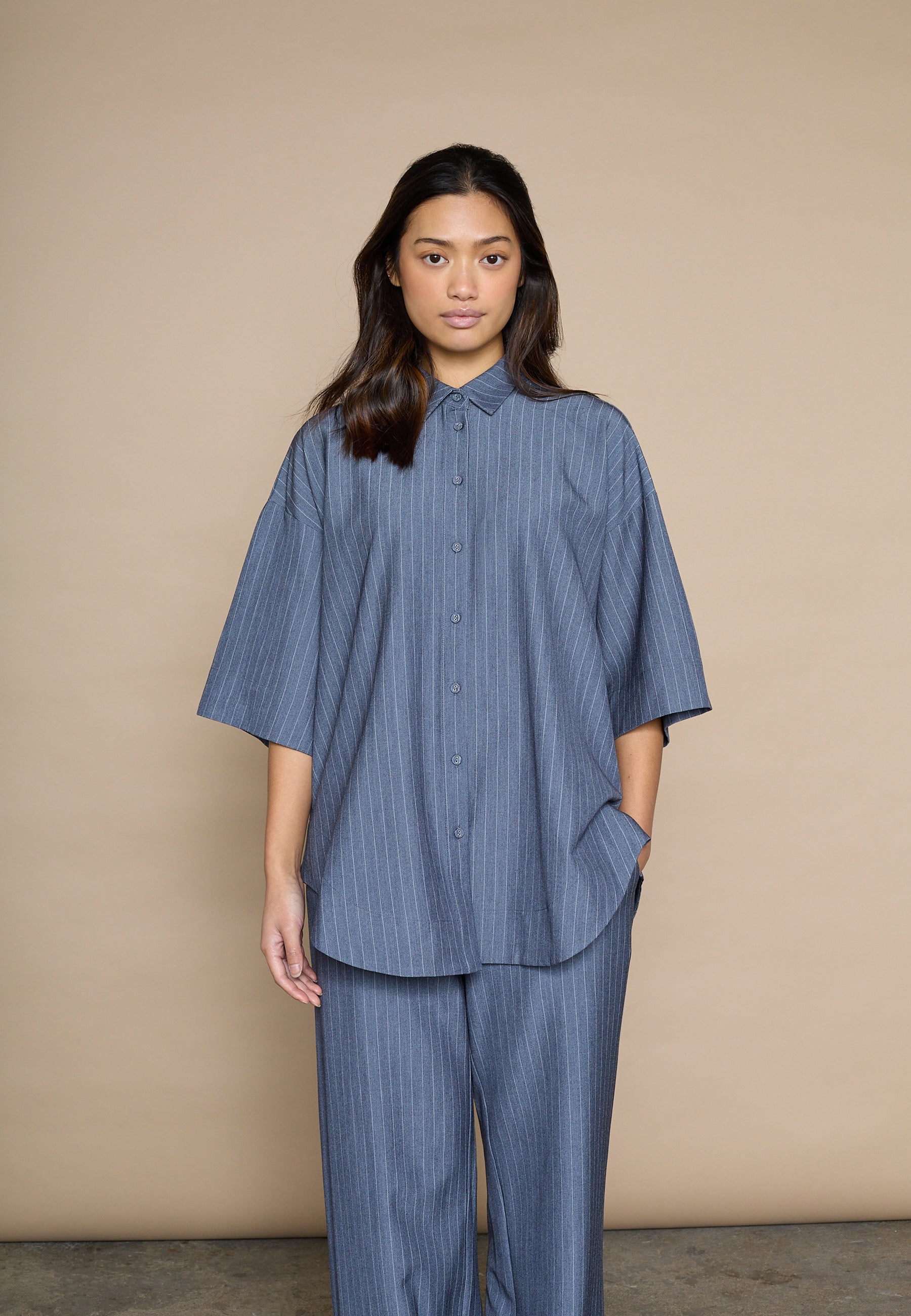 LOVE AND DIVINE SKJORTE