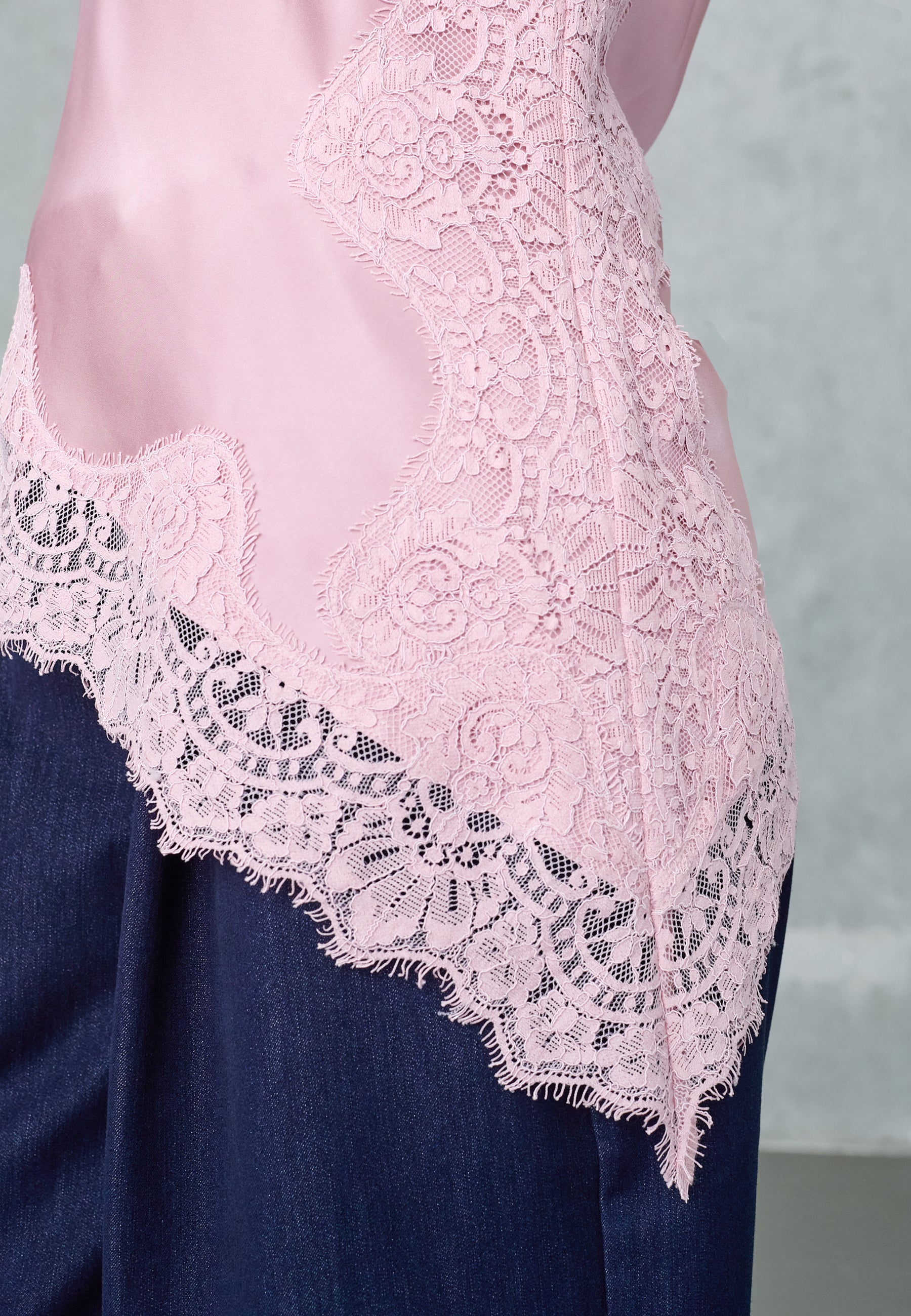 LOVE DIVINE TOP