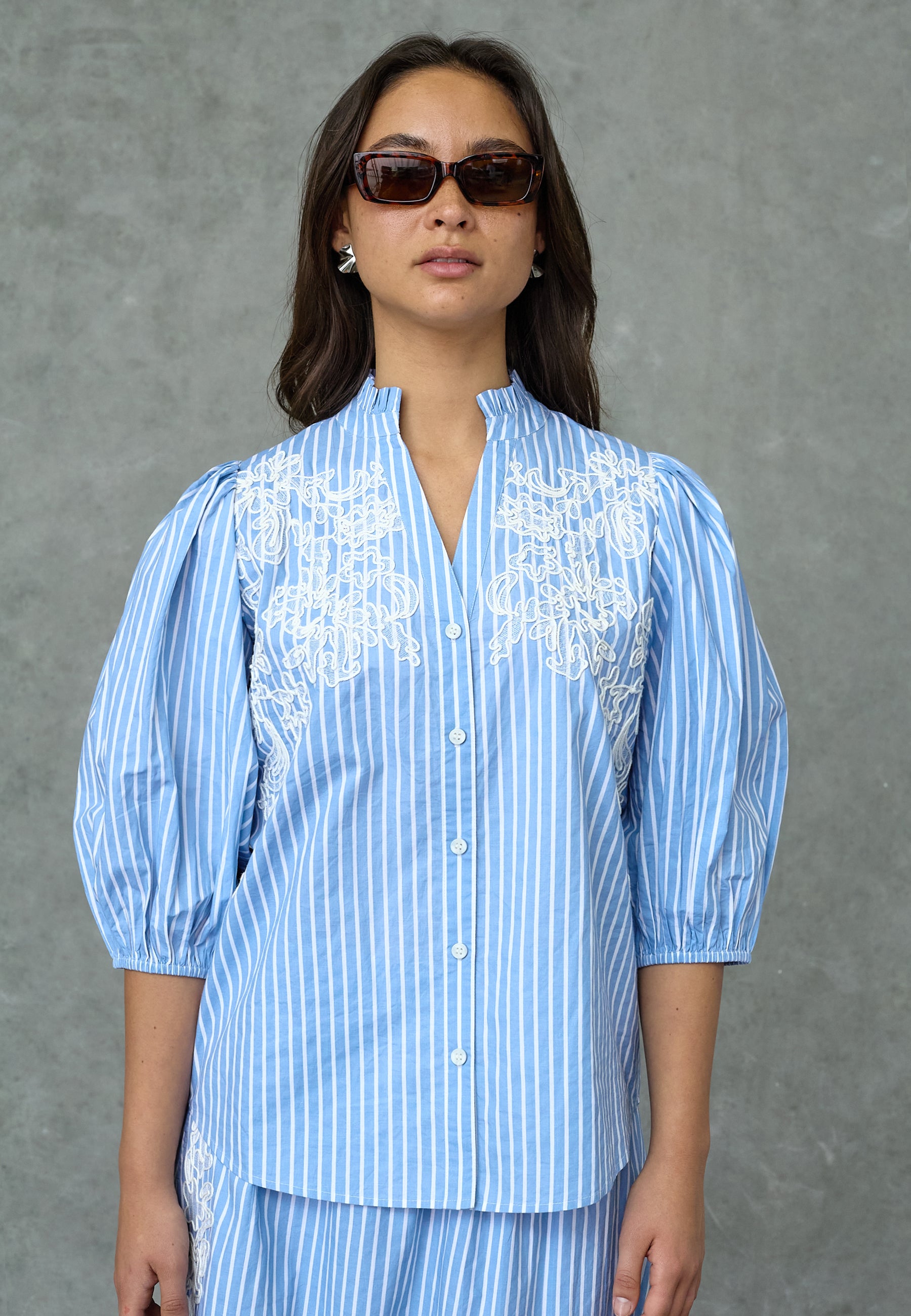 LOVE & DIVINE BLUSE