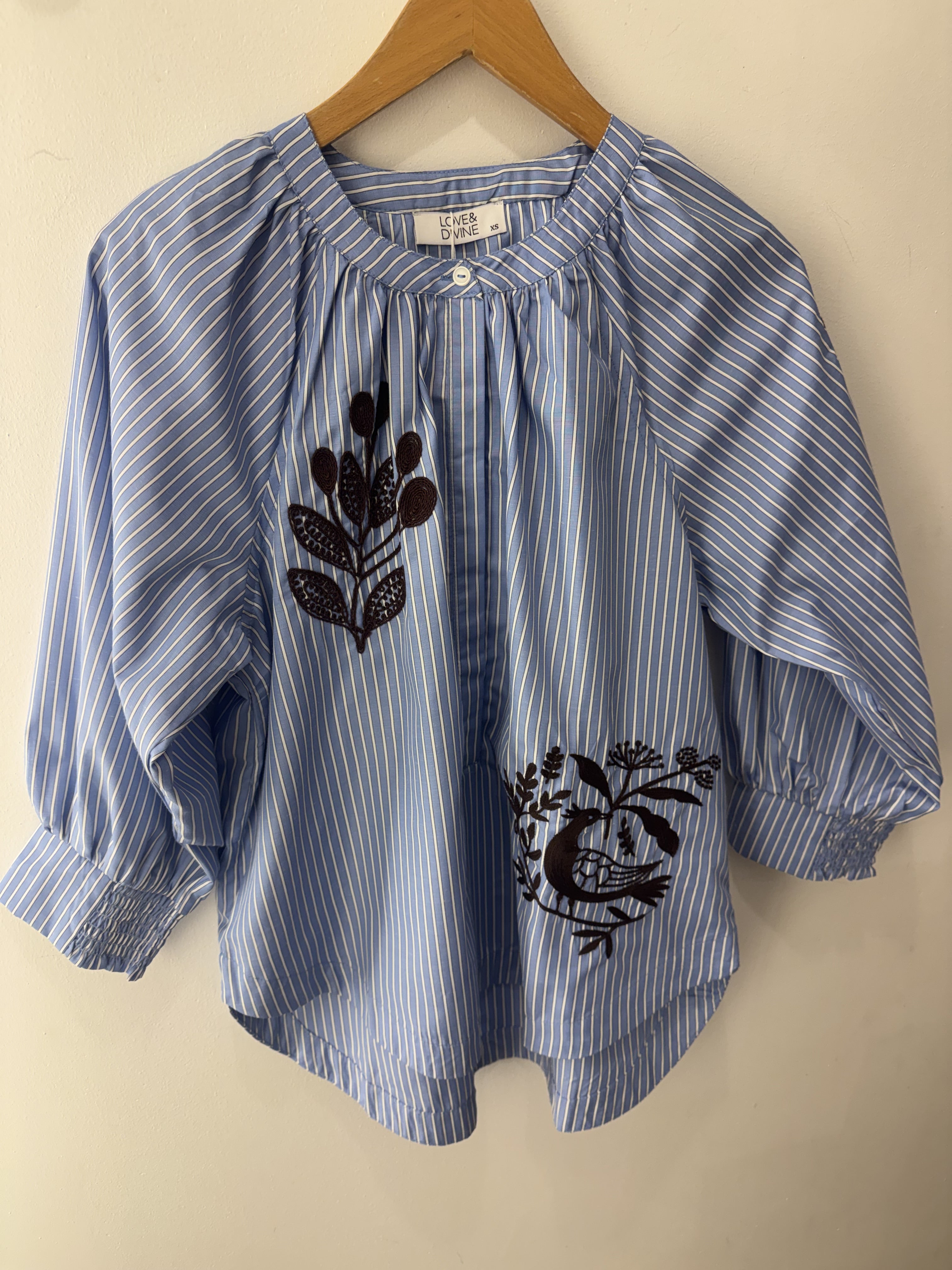 LOVE & DIVINE BLUSE