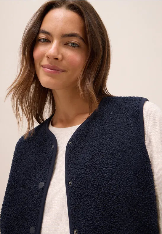 CECIL VEST