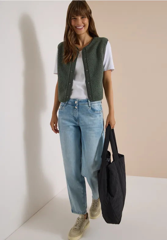 CECIL VEST