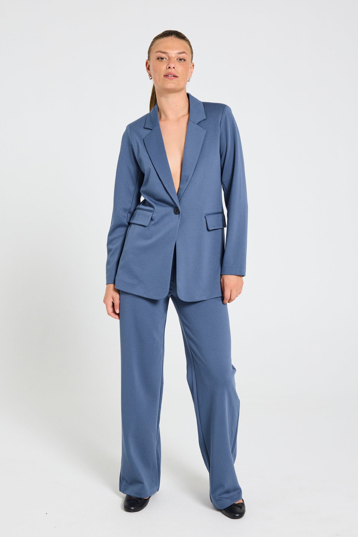 FREEQUENT BLAZER