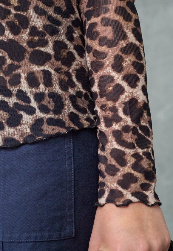 LOVE & DIVINE MESH LEO
