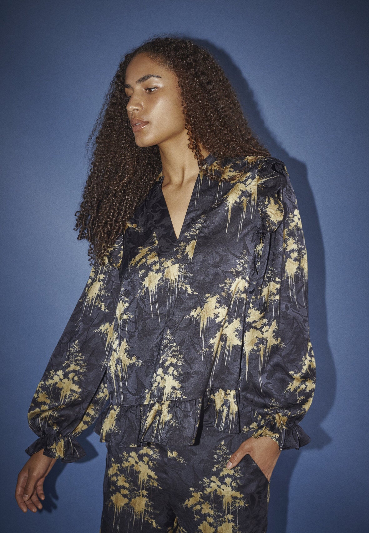 LOVE & DIVINE SKJORTE