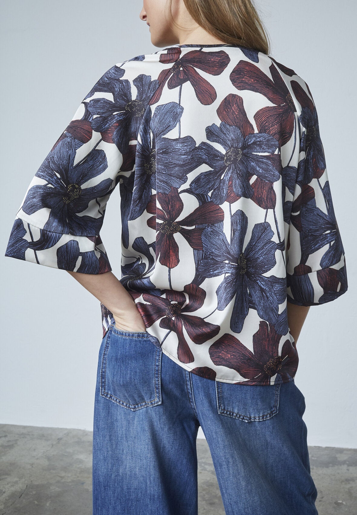 LOVE & DIVINE BLUSE