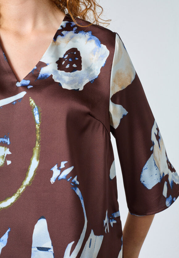 LOVE & DIVINE BLUSE