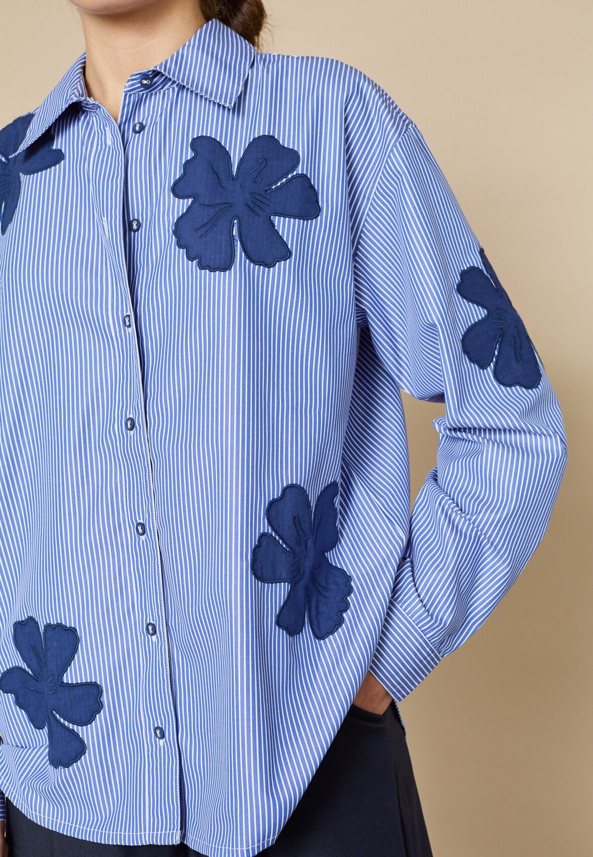 LOVE & DIVINE SKJORTE