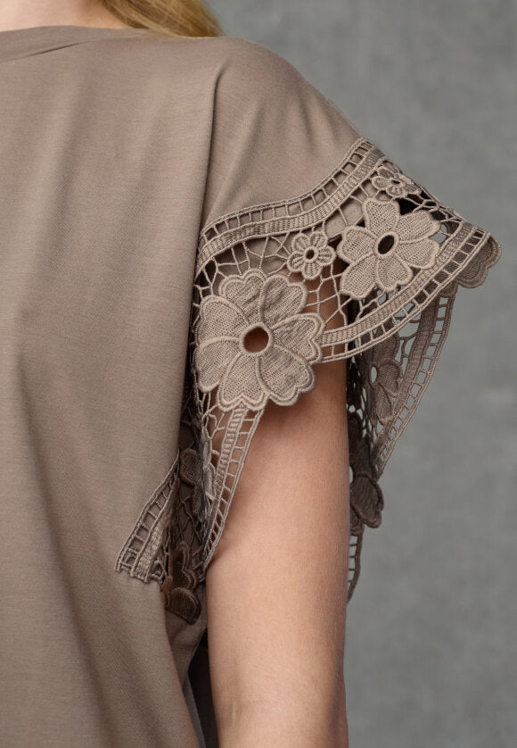 LOVE & DIVINE BLUSE