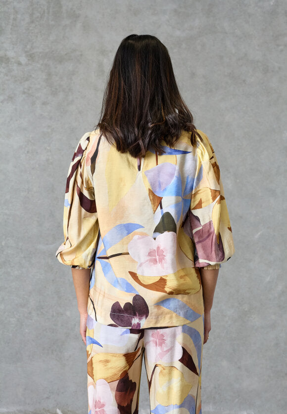 LOVE & DIVINE BLUSE